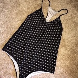 Medium storm mesh acacia